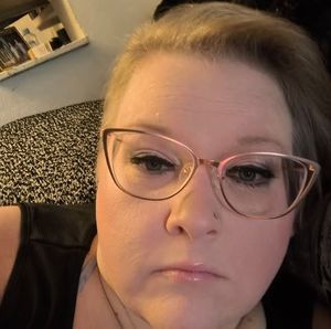 Meet your Posher, Candace